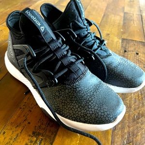 Women’s Reebok Size 7